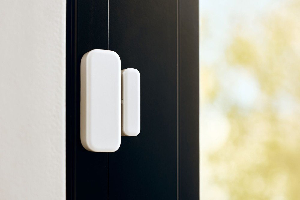 7 Smart Home Security Devices That Actually Stop Burglars in 2025