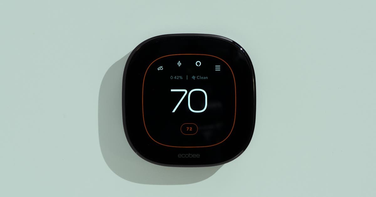 15 Best Smart Home Gadgets That Cut Your Energy Bills in 2025